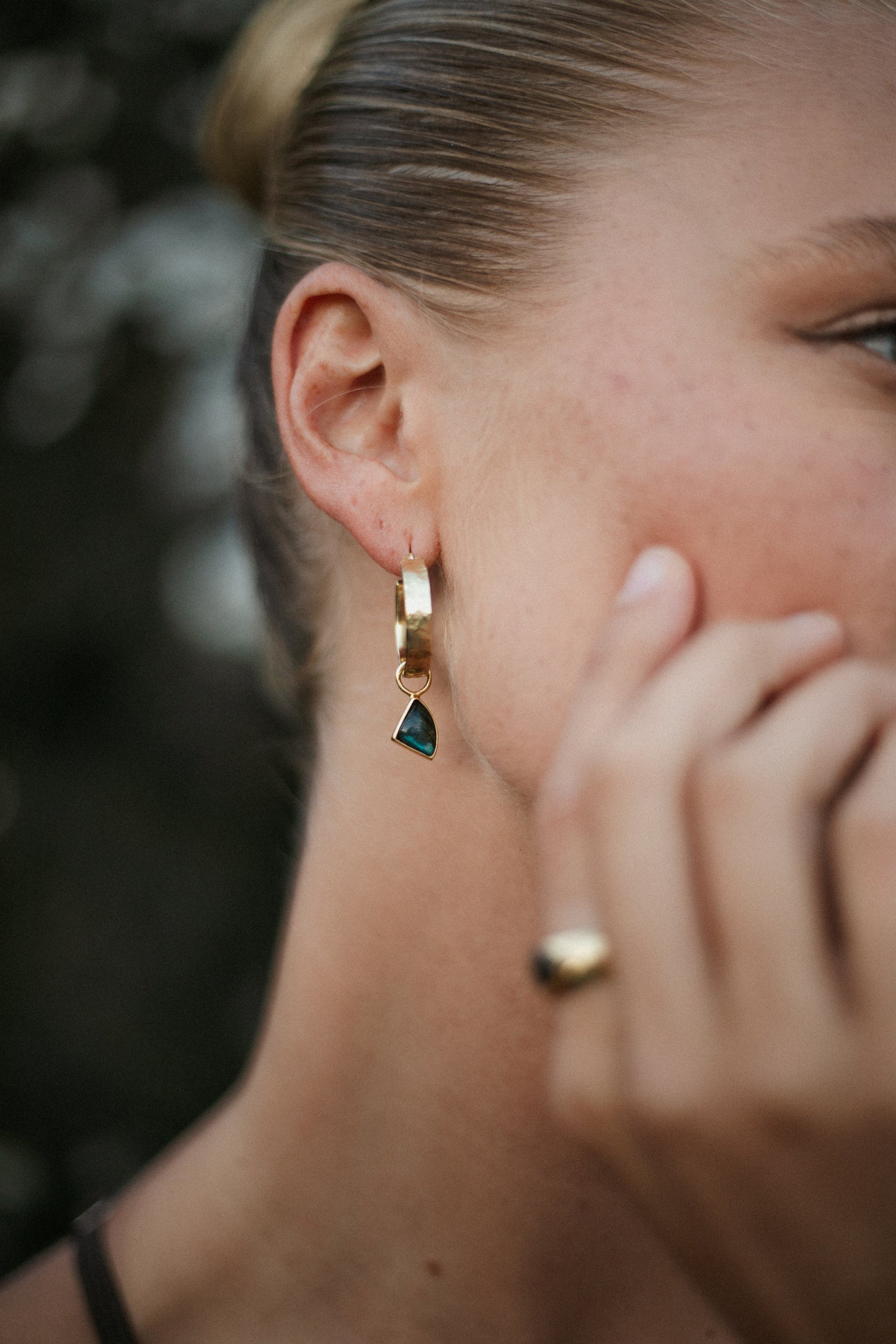 KAY "Gold Labradorite"