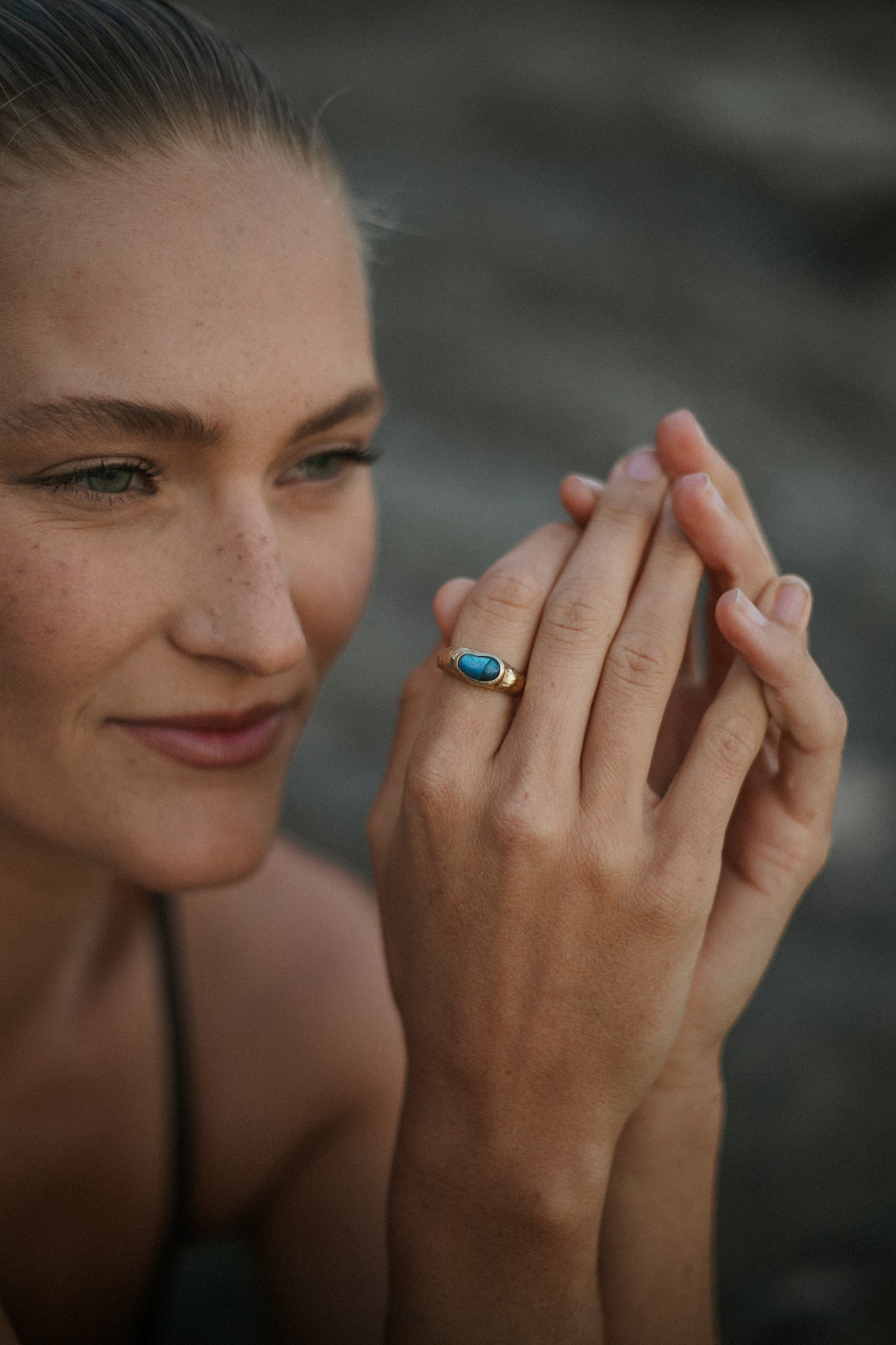 JARA Gold plate 925 with Labradorite stone