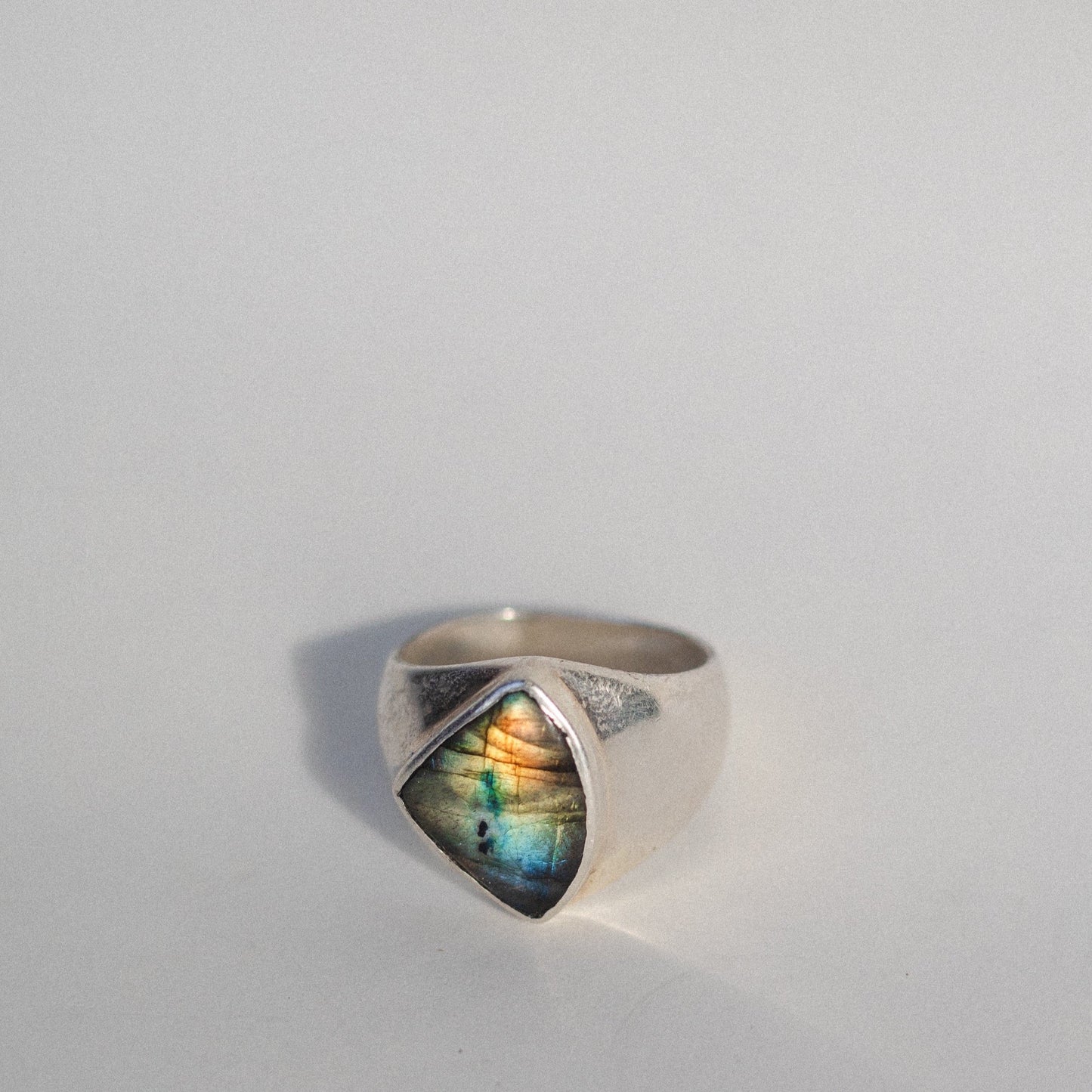 MIRI 925 silver with Labradorite stone