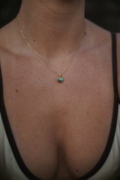 IMI. Gold Necklace with round Labradorite stone. 925 silver gold plated