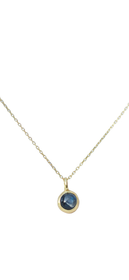 IMI. Gold Necklace with round Labradorite stone. 925 silver gold plated
